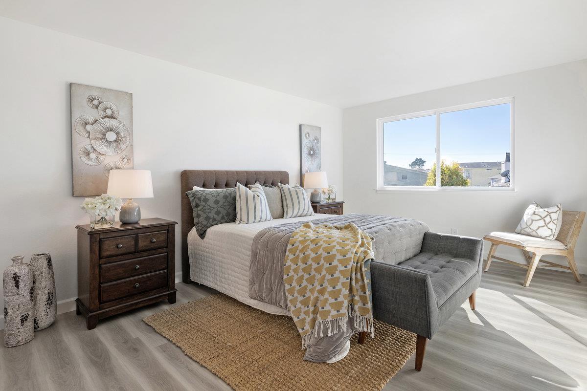 Detail Gallery Image 14 of 41 For 15 Eastridge Cir, Pacifica,  CA 94044 - 4 Beds | 2 Baths