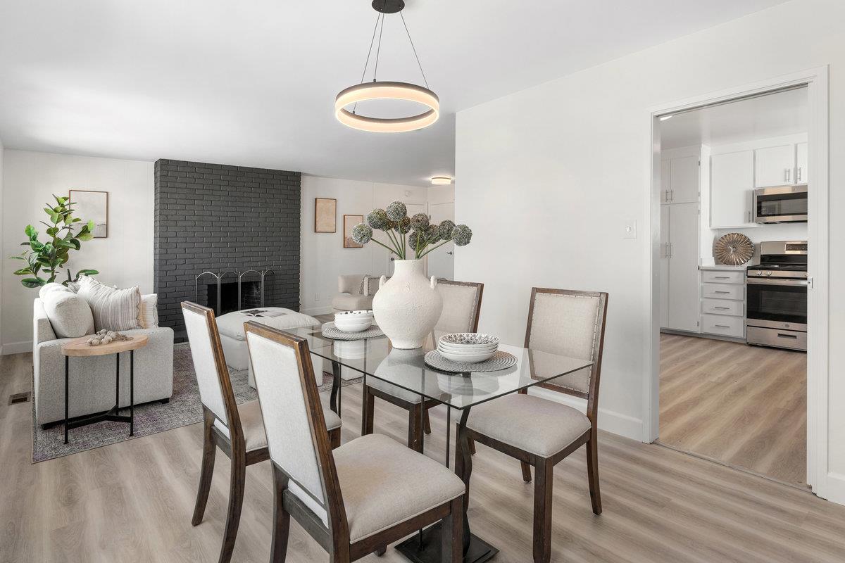 Detail Gallery Image 9 of 41 For 15 Eastridge Cir, Pacifica,  CA 94044 - 4 Beds | 2 Baths