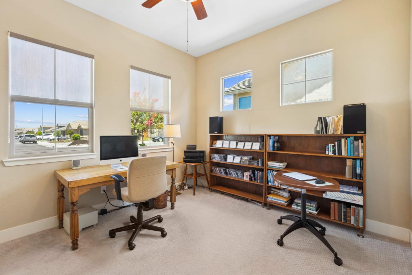 Detail Gallery Image 10 of 59 For 2011 Sage Dr, Hollister,  CA 95023 - 4 Beds | 2 Baths