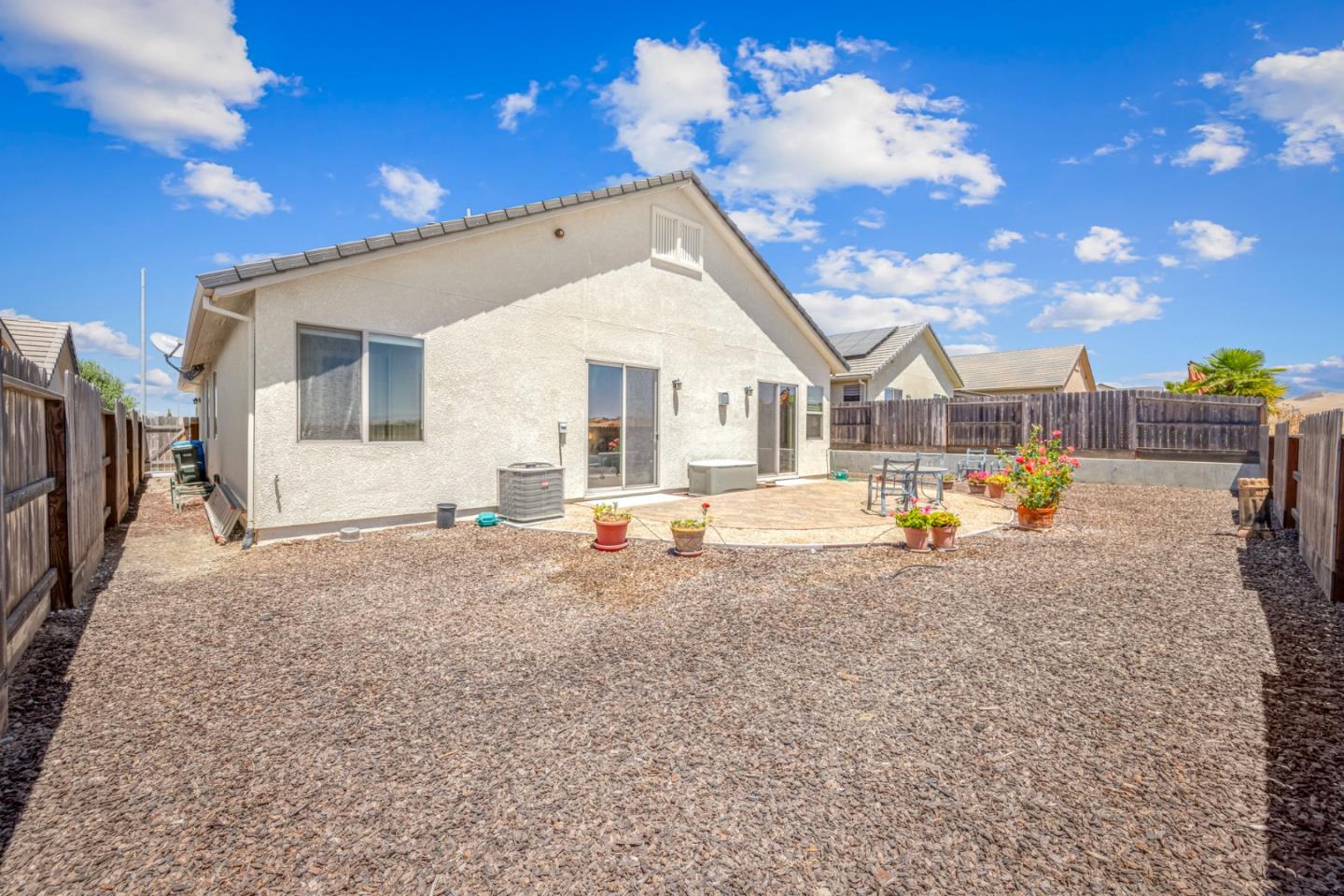 Detail Gallery Image 47 of 59 For 2011 Sage Dr, Hollister,  CA 95023 - 4 Beds | 2 Baths