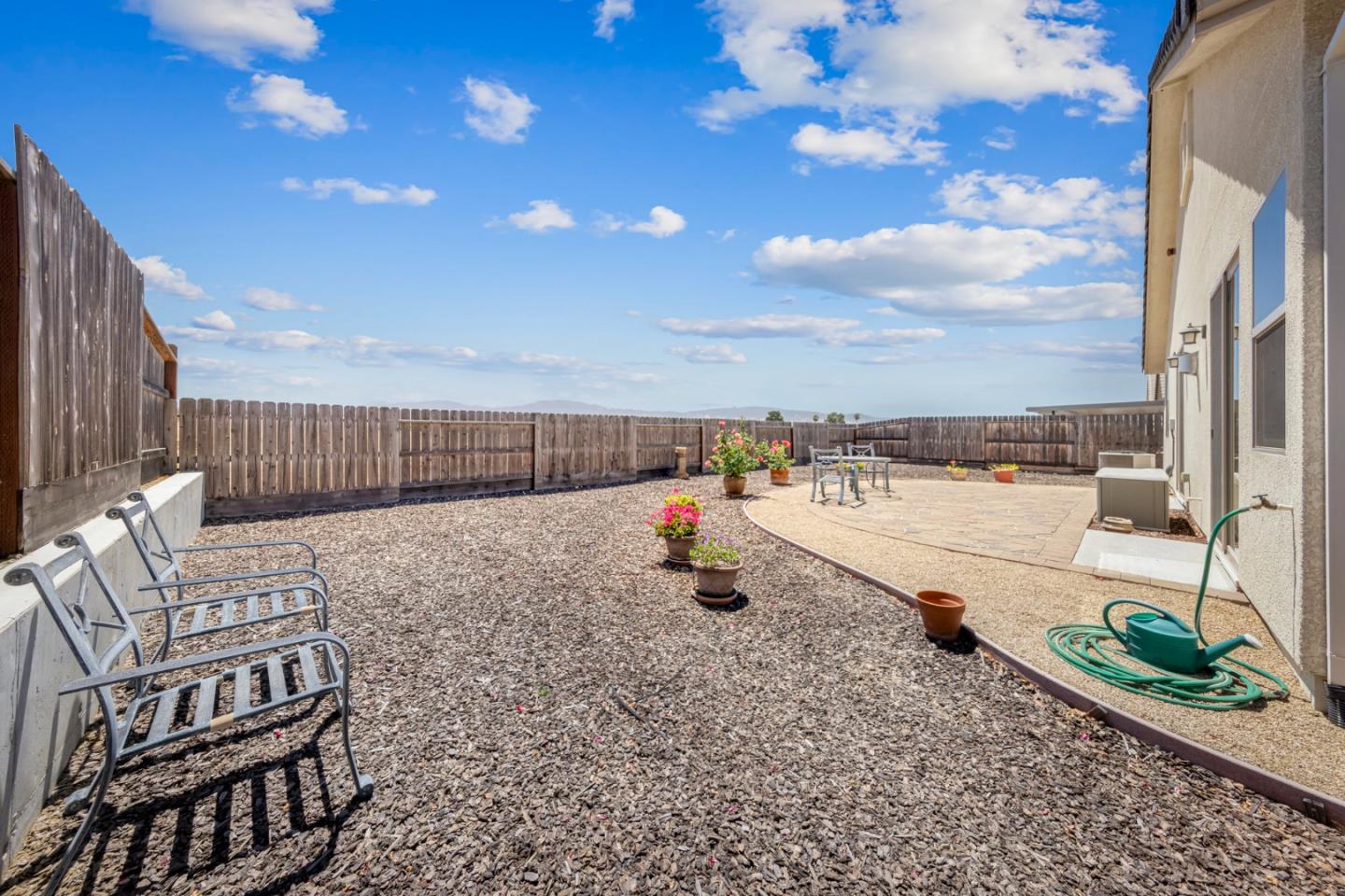 Detail Gallery Image 49 of 59 For 2011 Sage Dr, Hollister,  CA 95023 - 4 Beds | 2 Baths