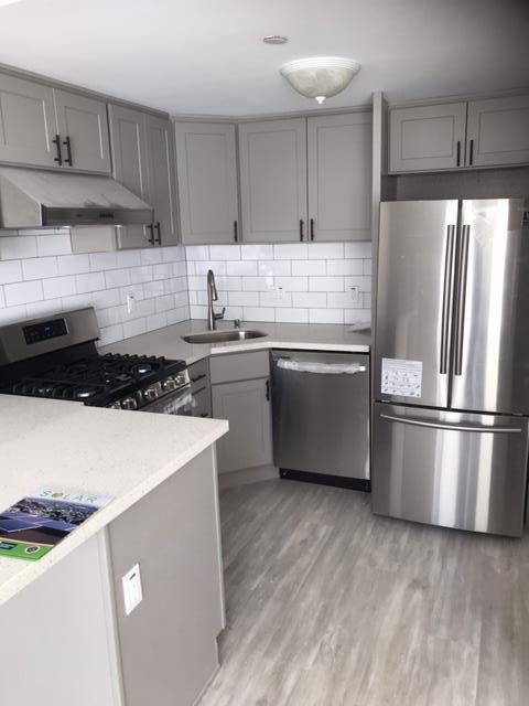 Detail Gallery Image 11 of 26 For 28 Houston St, San Francisco,  CA 94133 - – Beds | – Baths