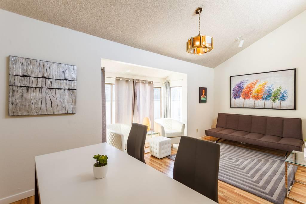 Detail Gallery Image 2 of 26 For 28 Houston St, San Francisco,  CA 94133 - – Beds | – Baths