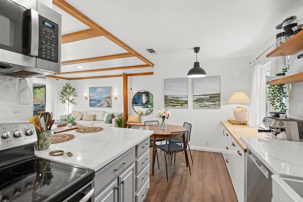 Detail Gallery Image 18 of 32 For 14245 Lora Dr #16,  Los Gatos,  CA 95032 - 2 Beds | 1 Baths