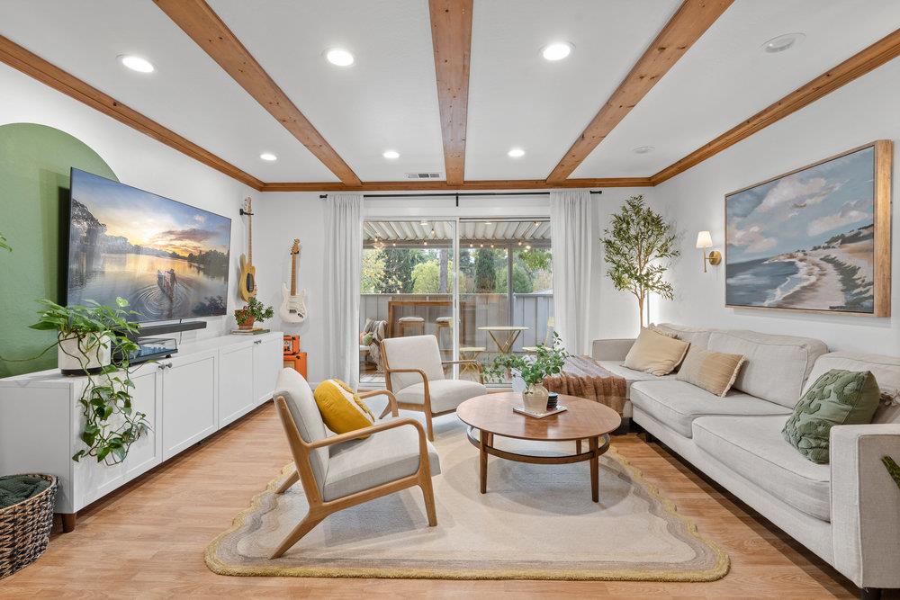 Detail Gallery Image 8 of 32 For 14245 Lora Dr #16,  Los Gatos,  CA 95032 - 2 Beds | 1 Baths