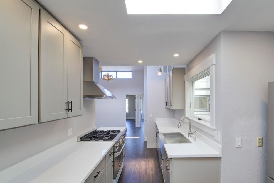 Detail Gallery Image 10 of 41 For 649-651 Francisco St, San Francisco,  CA 94133 - – Beds | – Baths