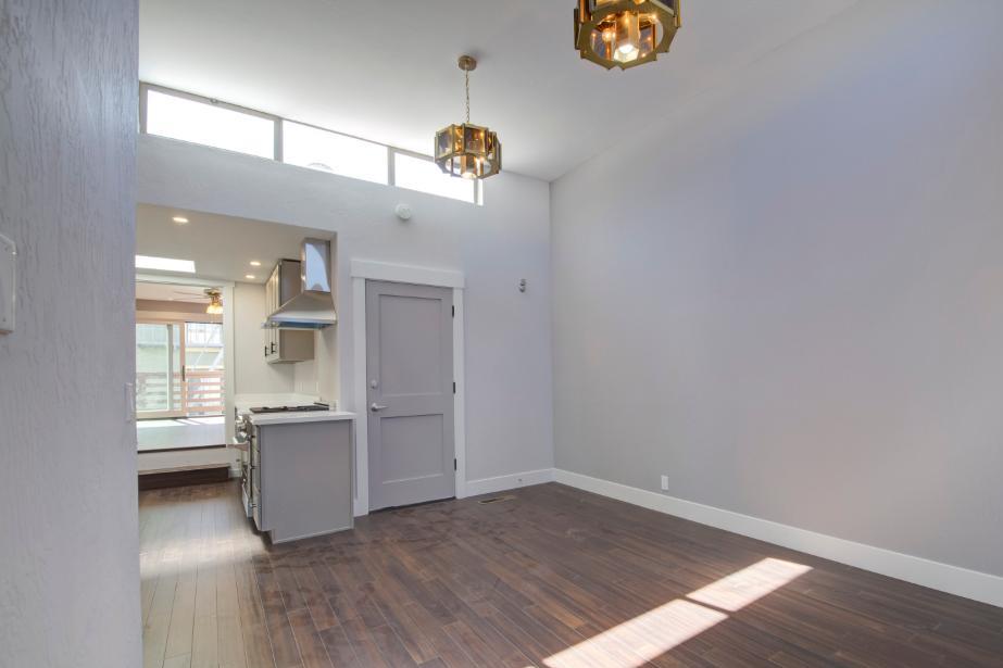 Detail Gallery Image 13 of 41 For 649-651 Francisco St, San Francisco,  CA 94133 - – Beds | – Baths