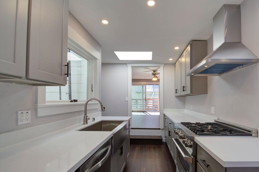 Detail Gallery Image 15 of 41 For 649-651 Francisco St, San Francisco,  CA 94133 - – Beds | – Baths