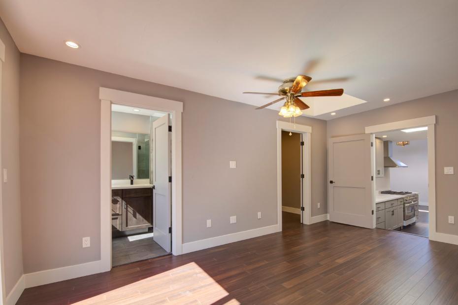 Detail Gallery Image 16 of 41 For 649-651 Francisco St, San Francisco,  CA 94133 - – Beds | – Baths