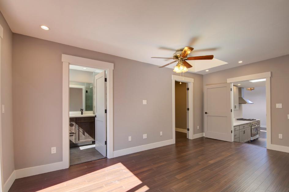 Detail Gallery Image 23 of 41 For 649-651 Francisco St, San Francisco,  CA 94133 - – Beds | – Baths