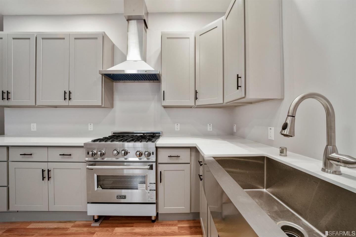 Detail Gallery Image 25 of 41 For 649-651 Francisco St, San Francisco,  CA 94133 - – Beds | – Baths