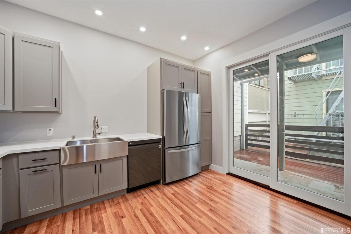 Detail Gallery Image 26 of 41 For 649-651 Francisco St, San Francisco,  CA 94133 - – Beds | – Baths