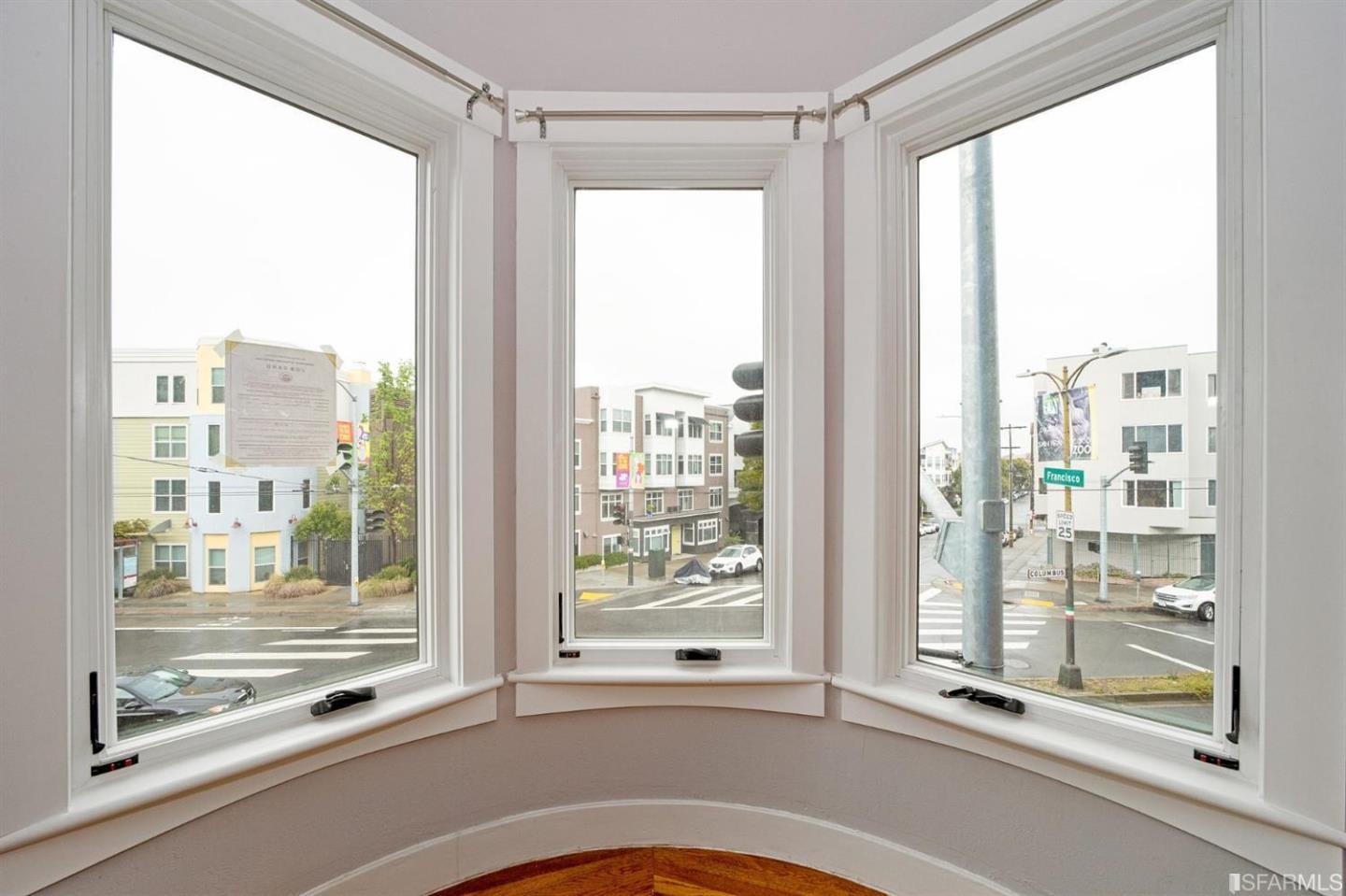 Detail Gallery Image 33 of 41 For 649-651 Francisco St, San Francisco,  CA 94133 - – Beds | – Baths