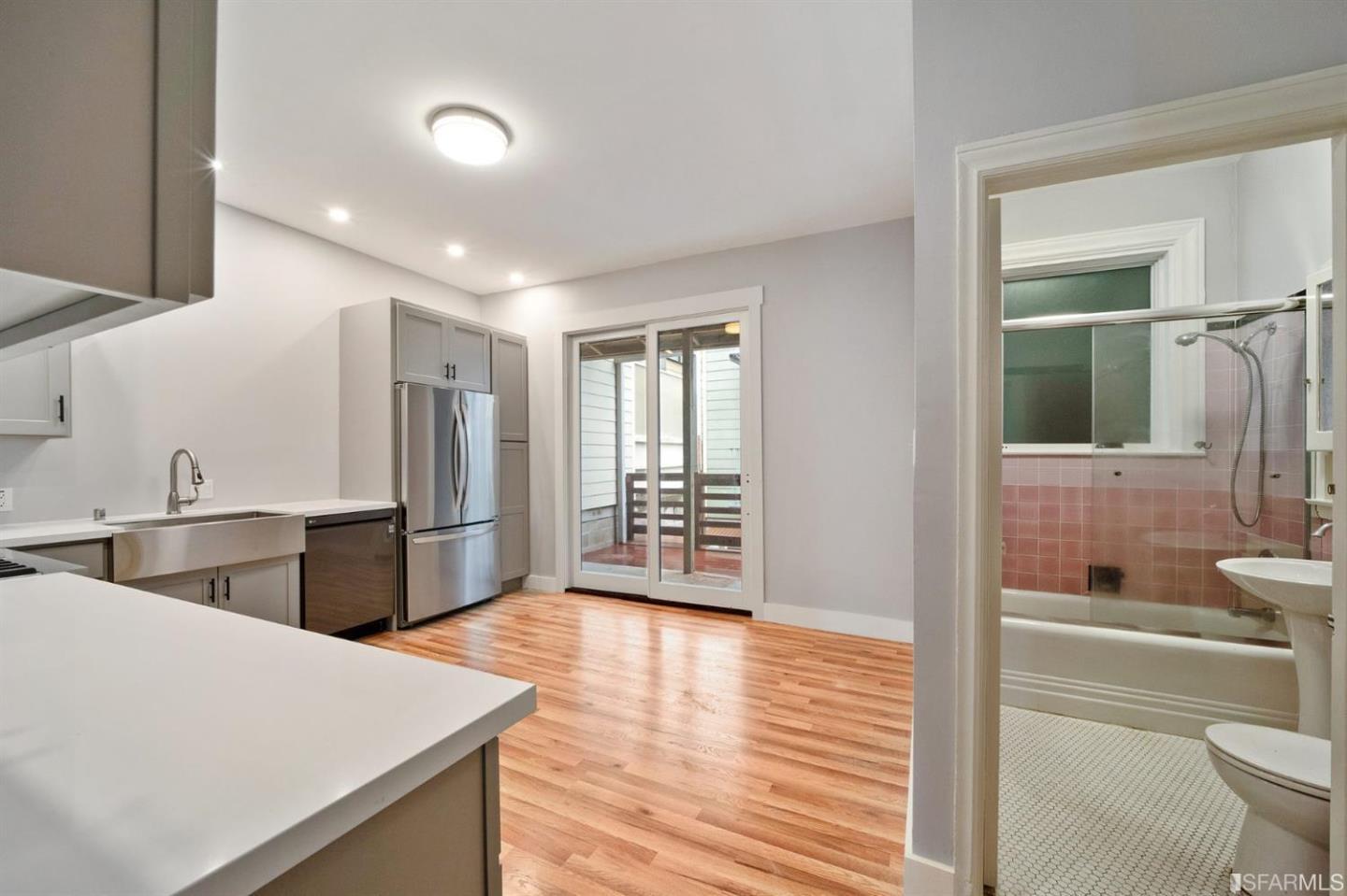 Detail Gallery Image 40 of 41 For 649-651 Francisco St, San Francisco,  CA 94133 - – Beds | – Baths