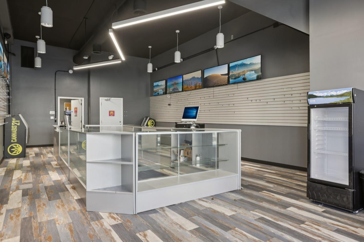 Detail Gallery Image 44 of 67 For 649-651 Francisco St, San Francisco,  CA 94133 - – Beds | – Baths