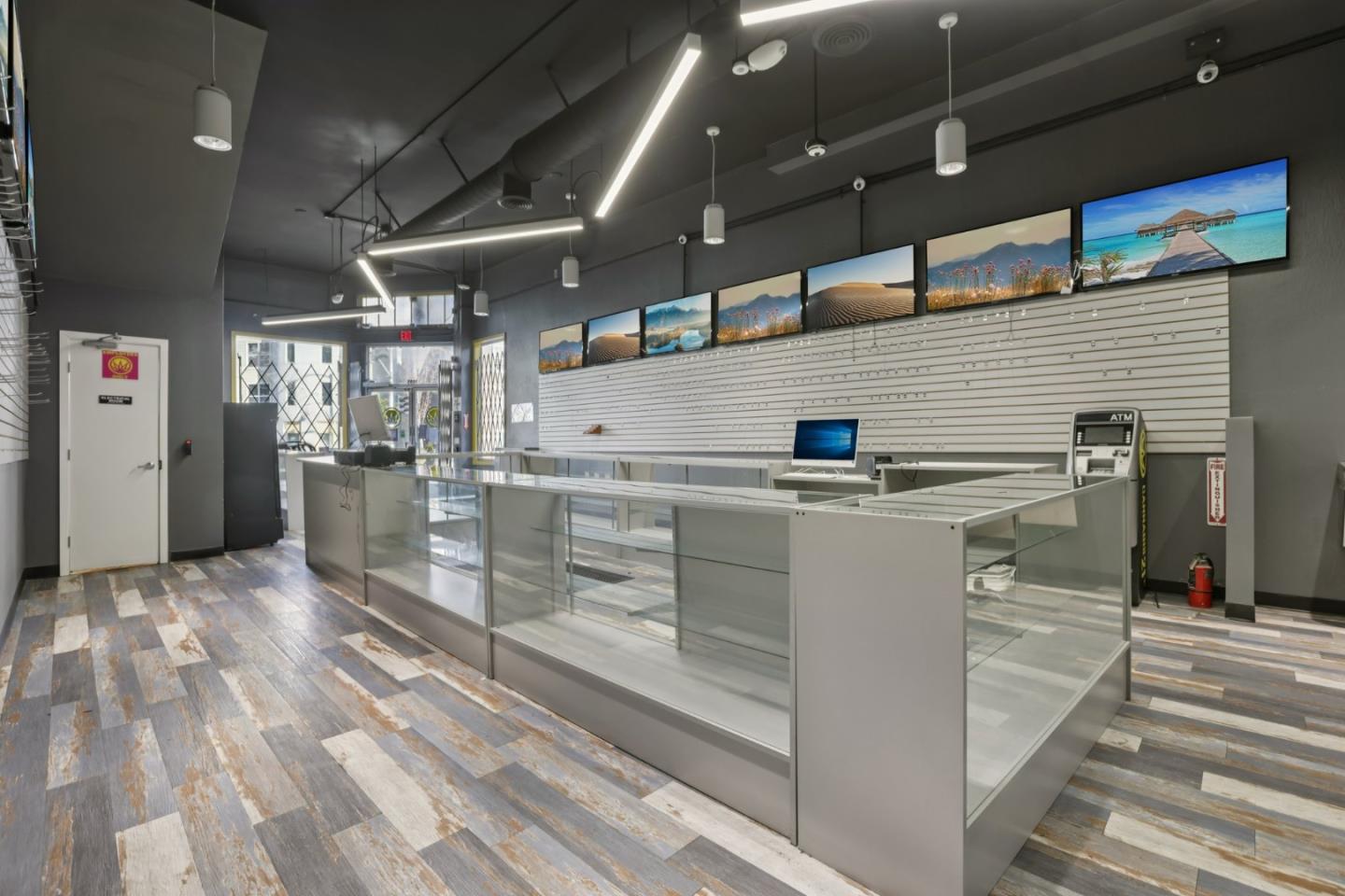 Detail Gallery Image 46 of 67 For 649-651 Francisco St, San Francisco,  CA 94133 - – Beds | – Baths