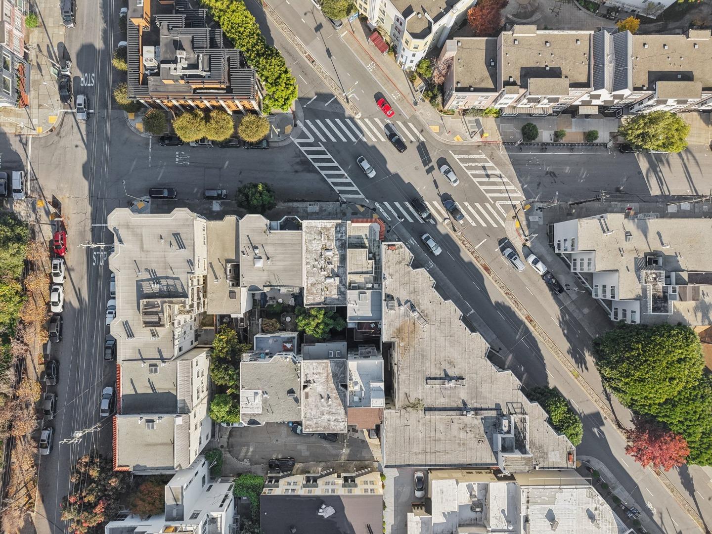 Detail Gallery Image 60 of 67 For 649-651 Francisco St, San Francisco,  CA 94133 - – Beds | – Baths