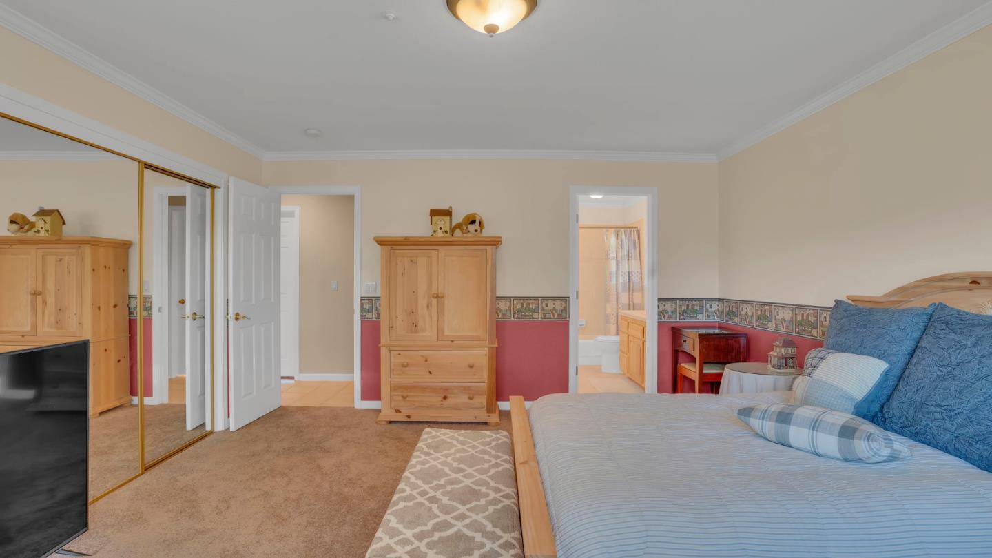 Detail Gallery Image 18 of 25 For 21160 Valle San Juan Dr, Salinas,  CA 93907 - 3 Beds | 2/1 Baths