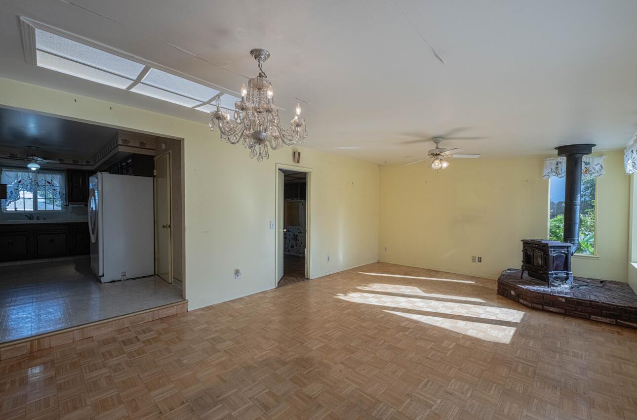 Detail Gallery Image 19 of 46 For 217 Iris Dr, Salinas,  CA 93906 - 3 Beds | 2 Baths