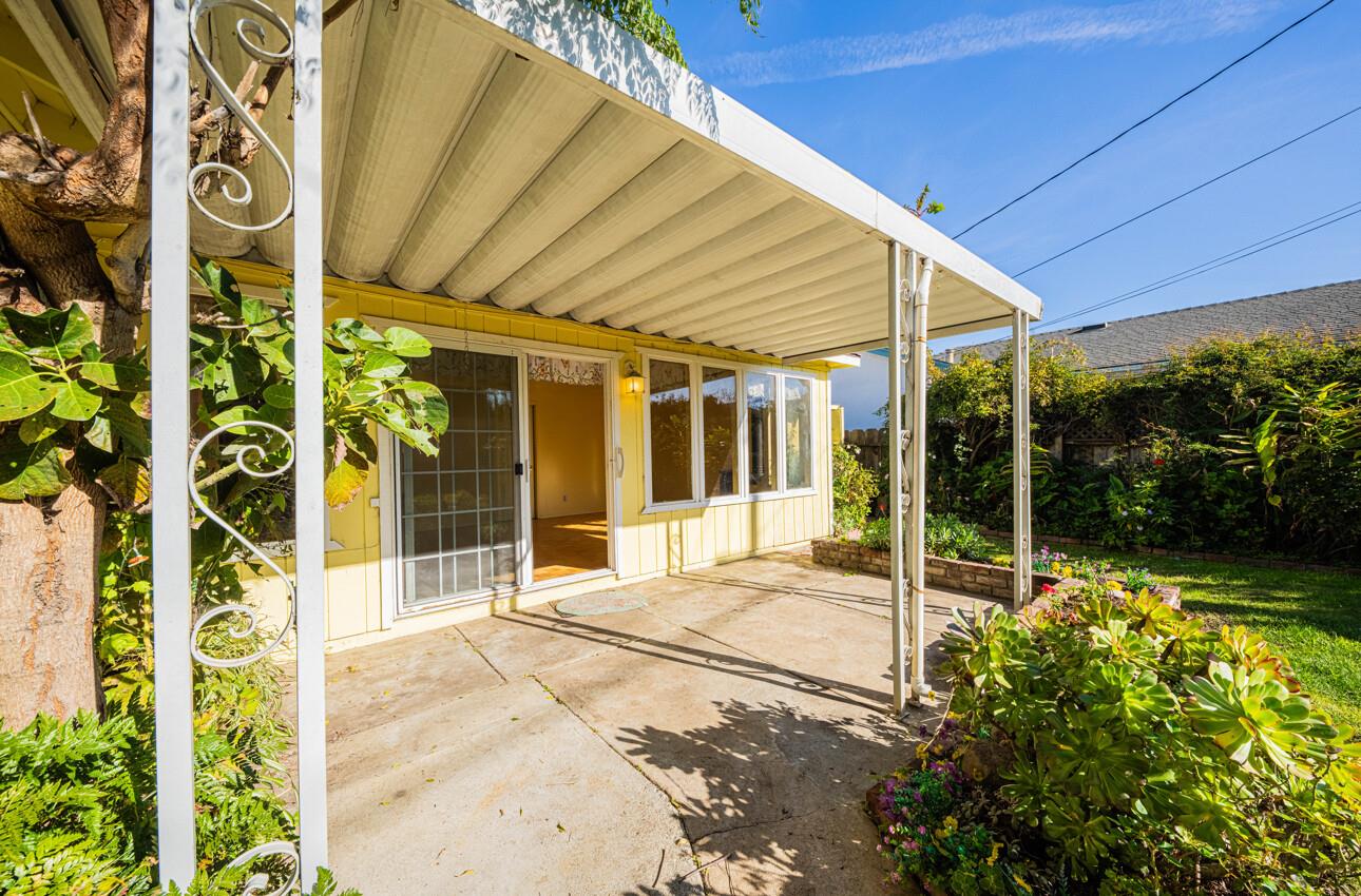 Detail Gallery Image 22 of 46 For 217 Iris Dr, Salinas,  CA 93906 - 3 Beds | 2 Baths