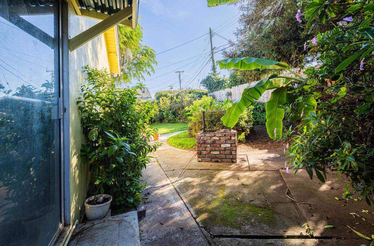 Detail Gallery Image 30 of 46 For 217 Iris Dr, Salinas,  CA 93906 - 3 Beds | 2 Baths