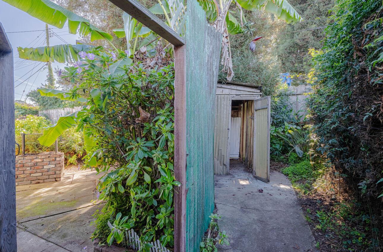 Detail Gallery Image 41 of 46 For 217 Iris Dr, Salinas,  CA 93906 - 3 Beds | 2 Baths