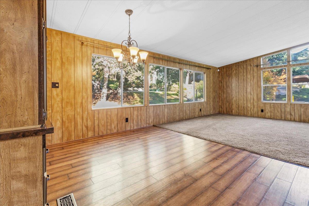 Detail Gallery Image 13 of 42 For 17595 Pond Derosa #24,  Prunedale,  CA 93907 - 2 Beds | 2 Baths