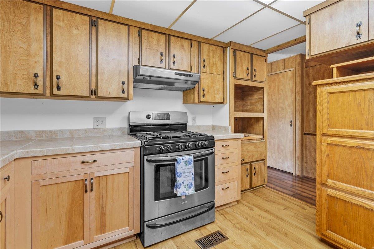 Detail Gallery Image 15 of 42 For 17595 Pond Derosa #24,  Prunedale,  CA 93907 - 2 Beds | 2 Baths