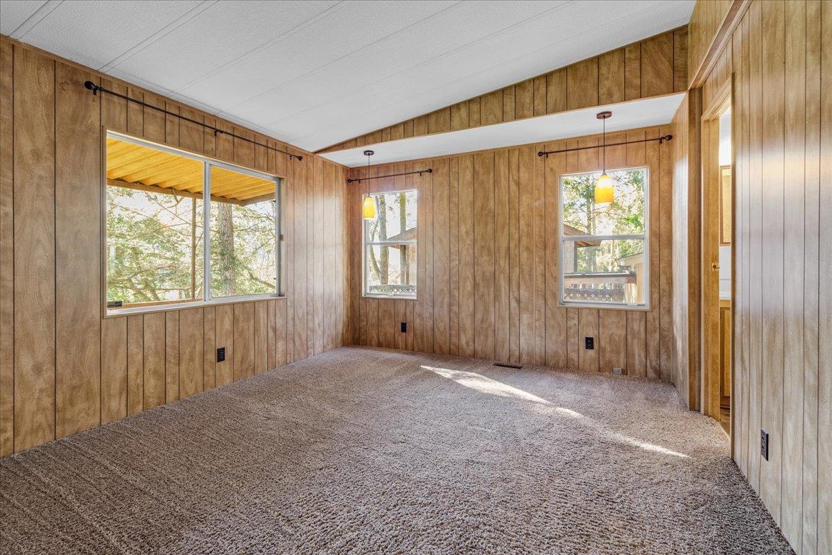 Detail Gallery Image 20 of 42 For 17595 Pond Derosa #24,  Prunedale,  CA 93907 - 2 Beds | 2 Baths