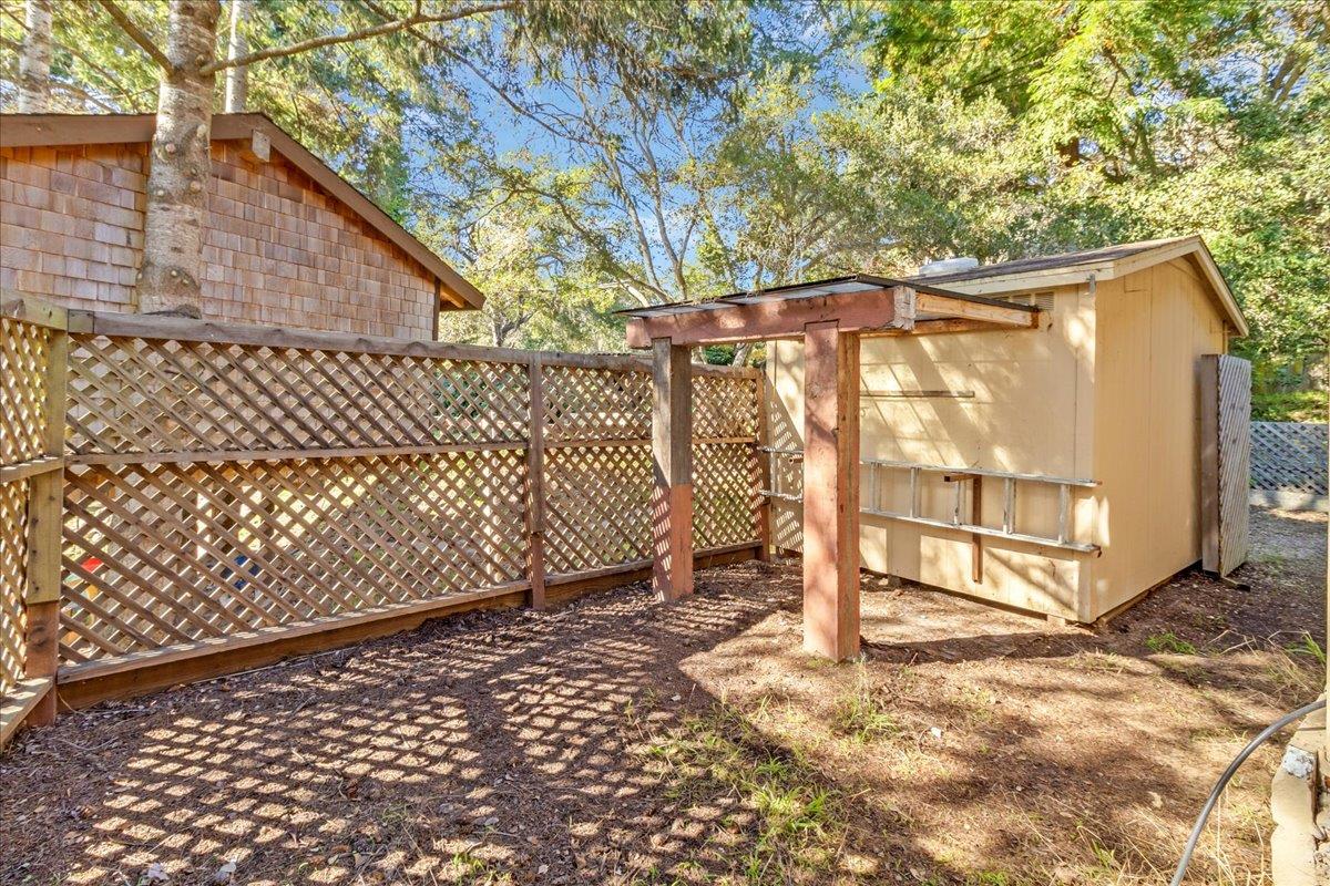 Detail Gallery Image 29 of 42 For 17595 Pond Derosa #24,  Prunedale,  CA 93907 - 2 Beds | 2 Baths