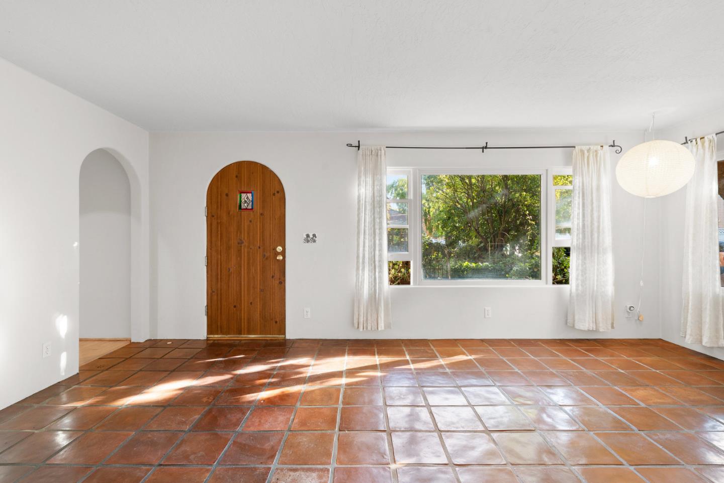 Detail Gallery Image 16 of 82 For 312 Elm St, Santa Cruz,  CA 95060 - 2 Beds | 1/1 Baths