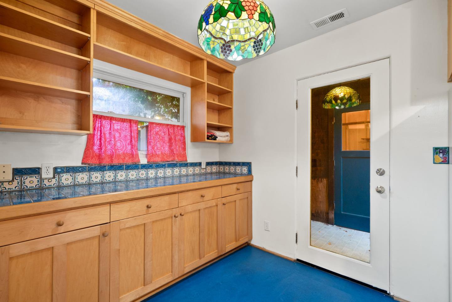 Detail Gallery Image 20 of 82 For 312 Elm St, Santa Cruz,  CA 95060 - 2 Beds | 1/1 Baths