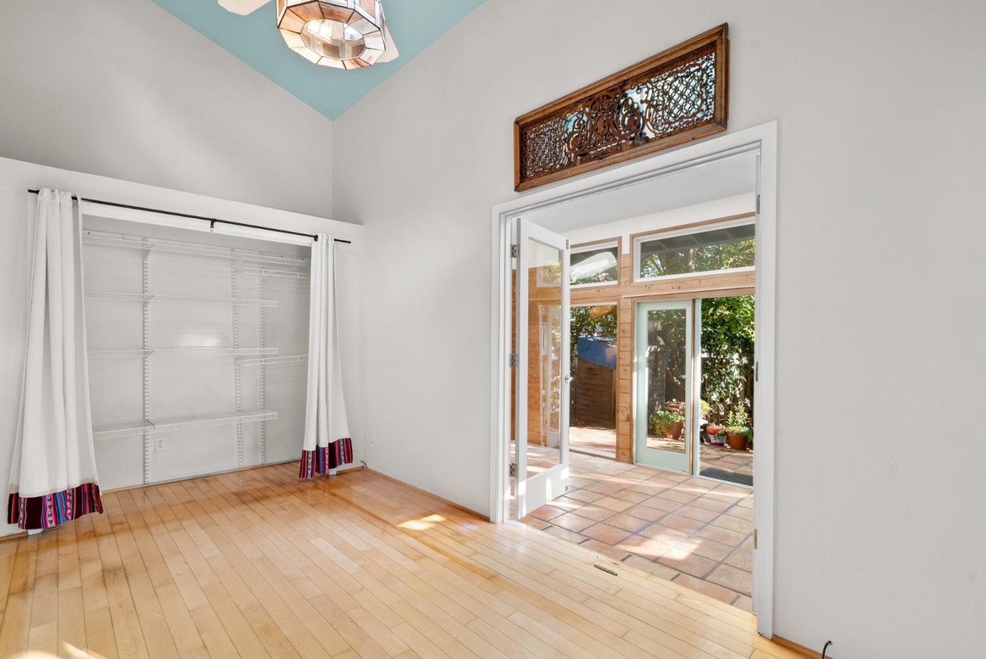 Detail Gallery Image 34 of 82 For 312 Elm St, Santa Cruz,  CA 95060 - 2 Beds | 1/1 Baths