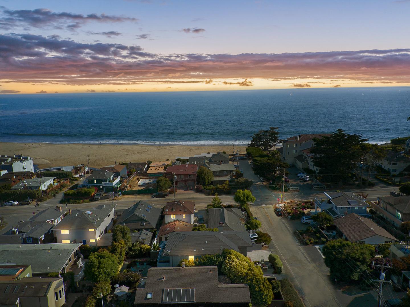 Detail Gallery Image 59 of 82 For 312 Elm St, Santa Cruz,  CA 95060 - 2 Beds | 1/1 Baths