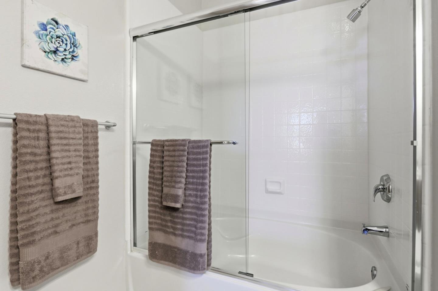 Photo #13: ML82028571 Listing: Photo #13