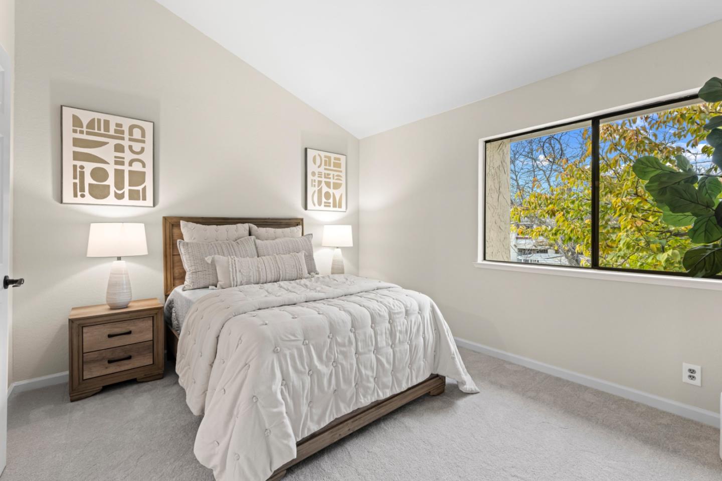 Detail Gallery Image 22 of 44 For 260 W Dunne Ave #20,  Morgan Hill,  CA 95037 - 2 Beds | 1/1 Baths
