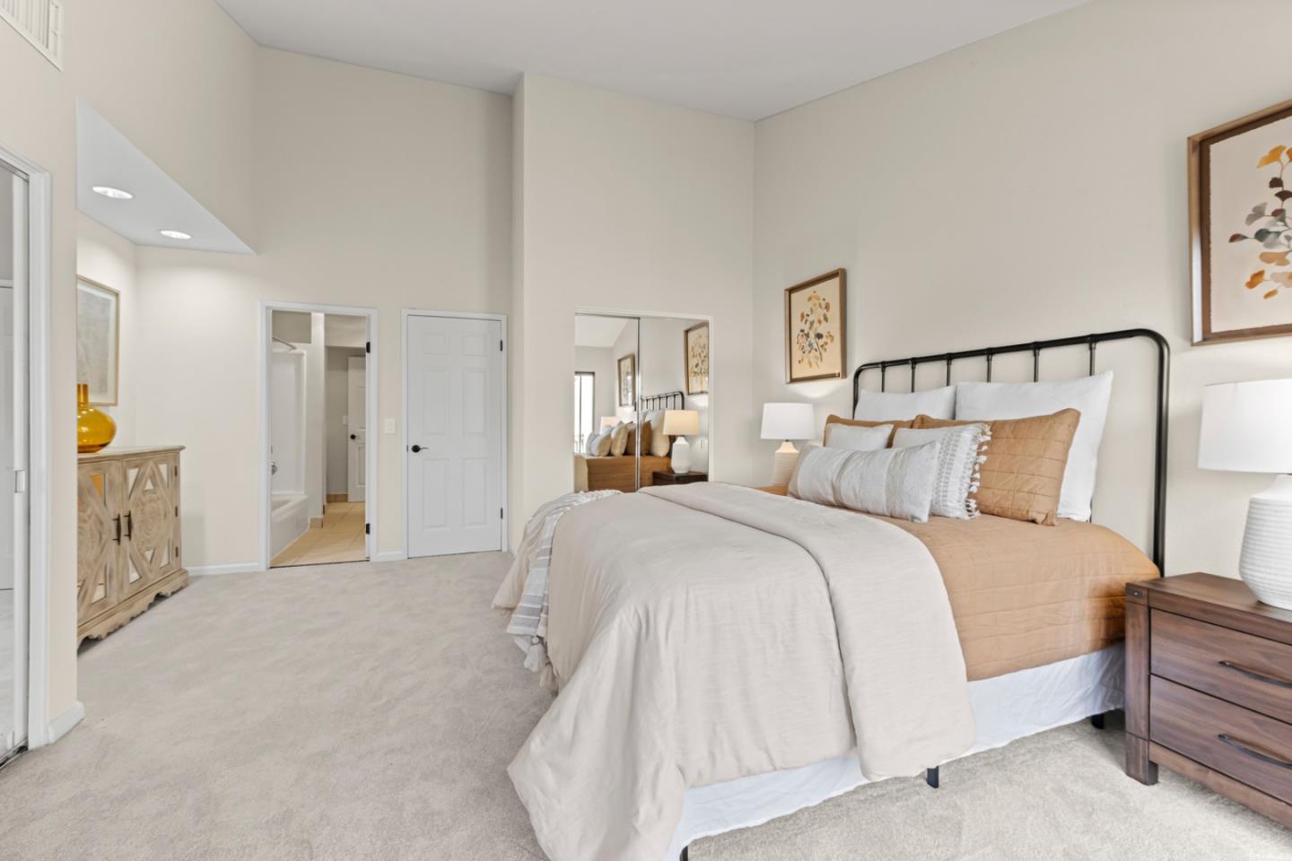 Detail Gallery Image 31 of 44 For 260 W Dunne Ave #20,  Morgan Hill,  CA 95037 - 2 Beds | 1/1 Baths