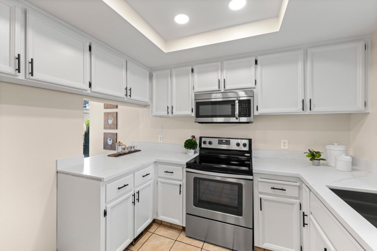 Detail Gallery Image 7 of 44 For 260 W Dunne Ave #20,  Morgan Hill,  CA 95037 - 2 Beds | 1/1 Baths