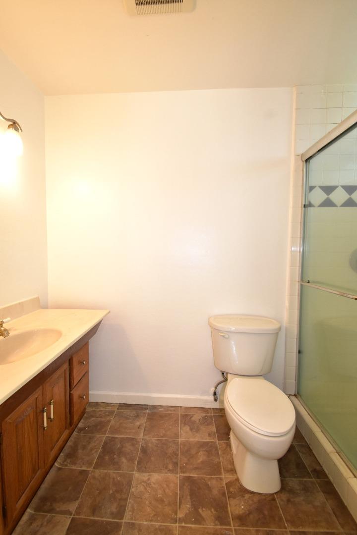 Detail Gallery Image 12 of 19 For 4407 Jonquil Dr, San Jose,  CA 95136 - 4 Beds | 2 Baths