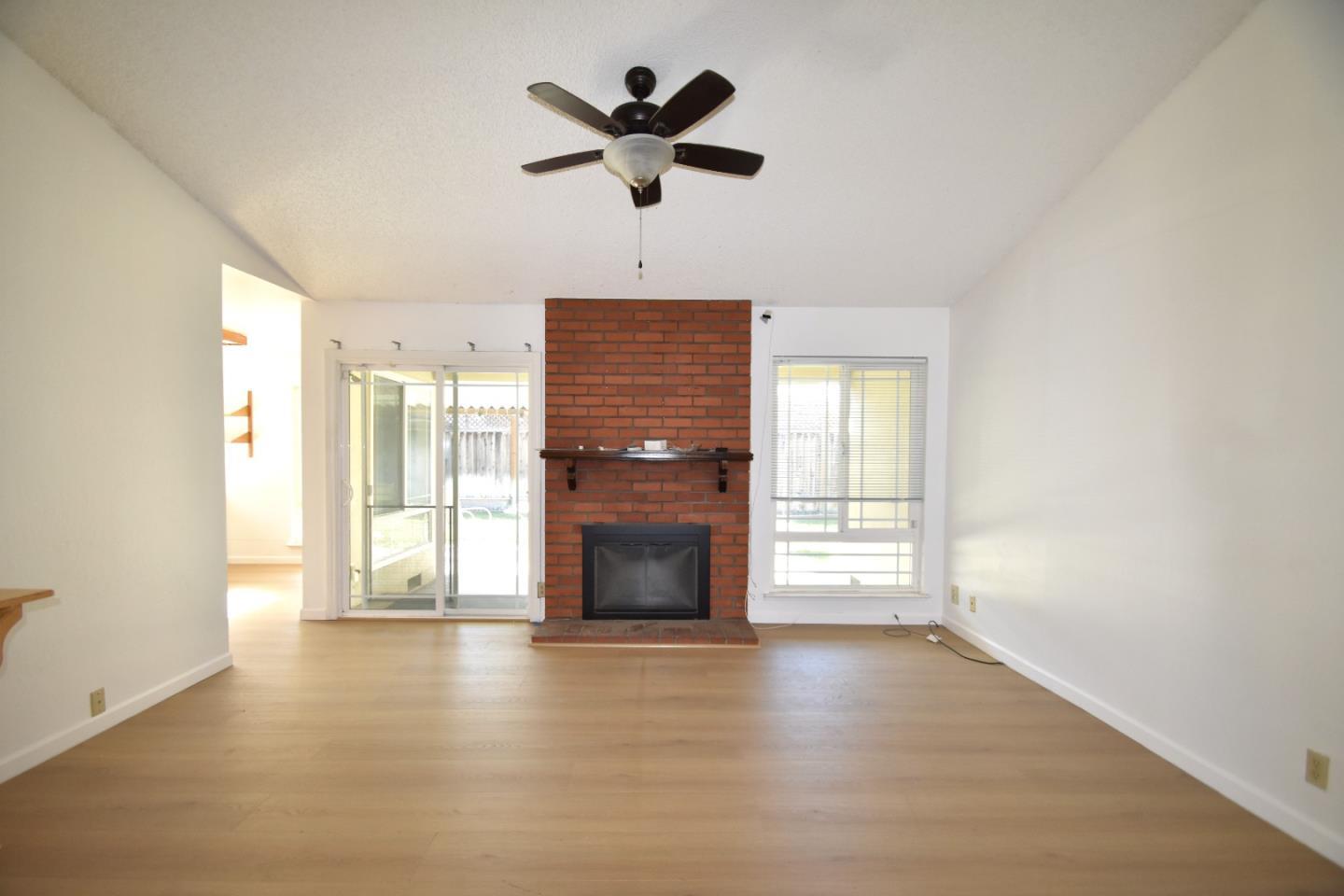 Detail Gallery Image 3 of 19 For 4407 Jonquil Dr, San Jose,  CA 95136 - 4 Beds | 2 Baths