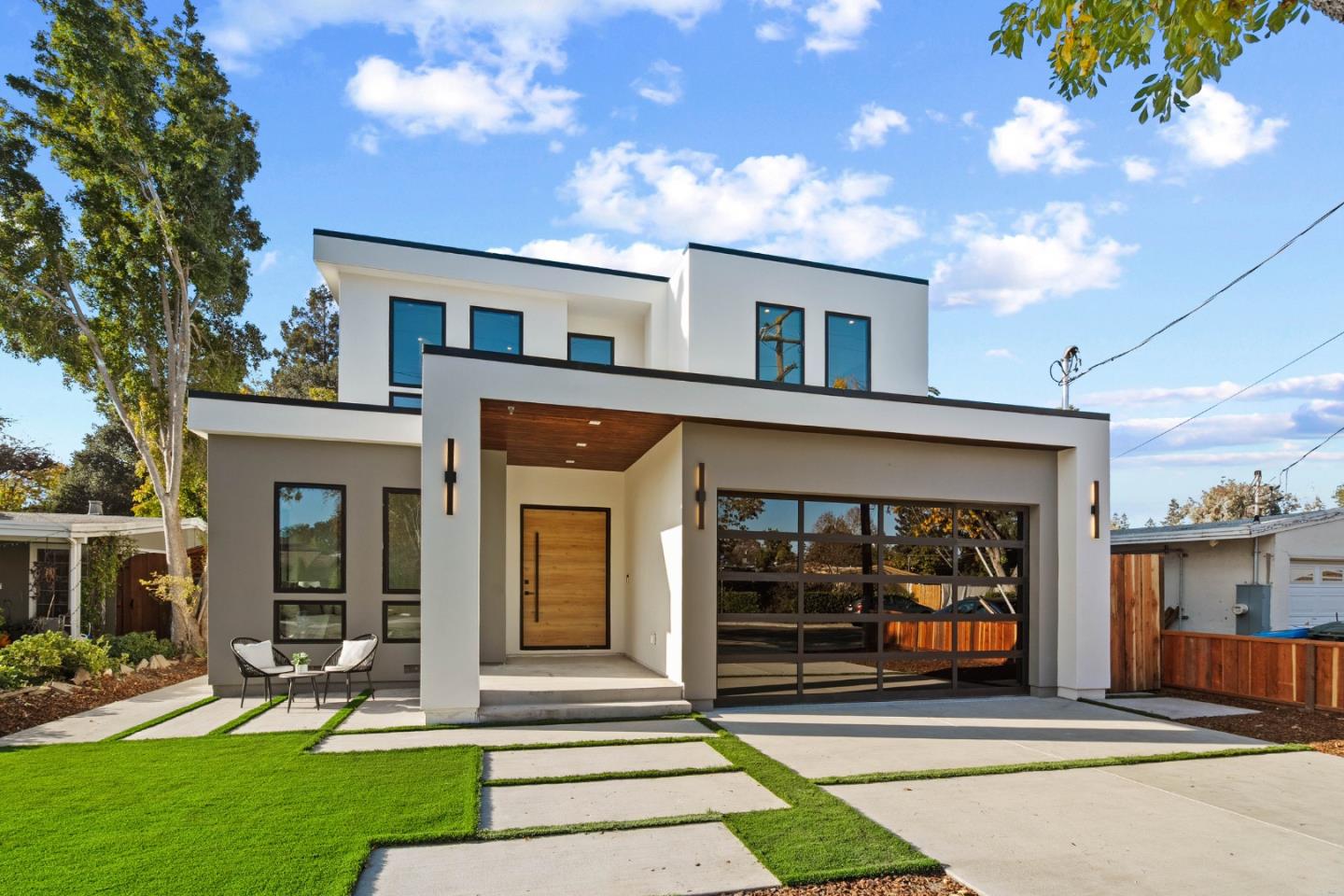 Detail Gallery Image 2 of 69 For 700 Farley St, Mountain View,  CA 94043 - 6 Beds | 6/1 Baths