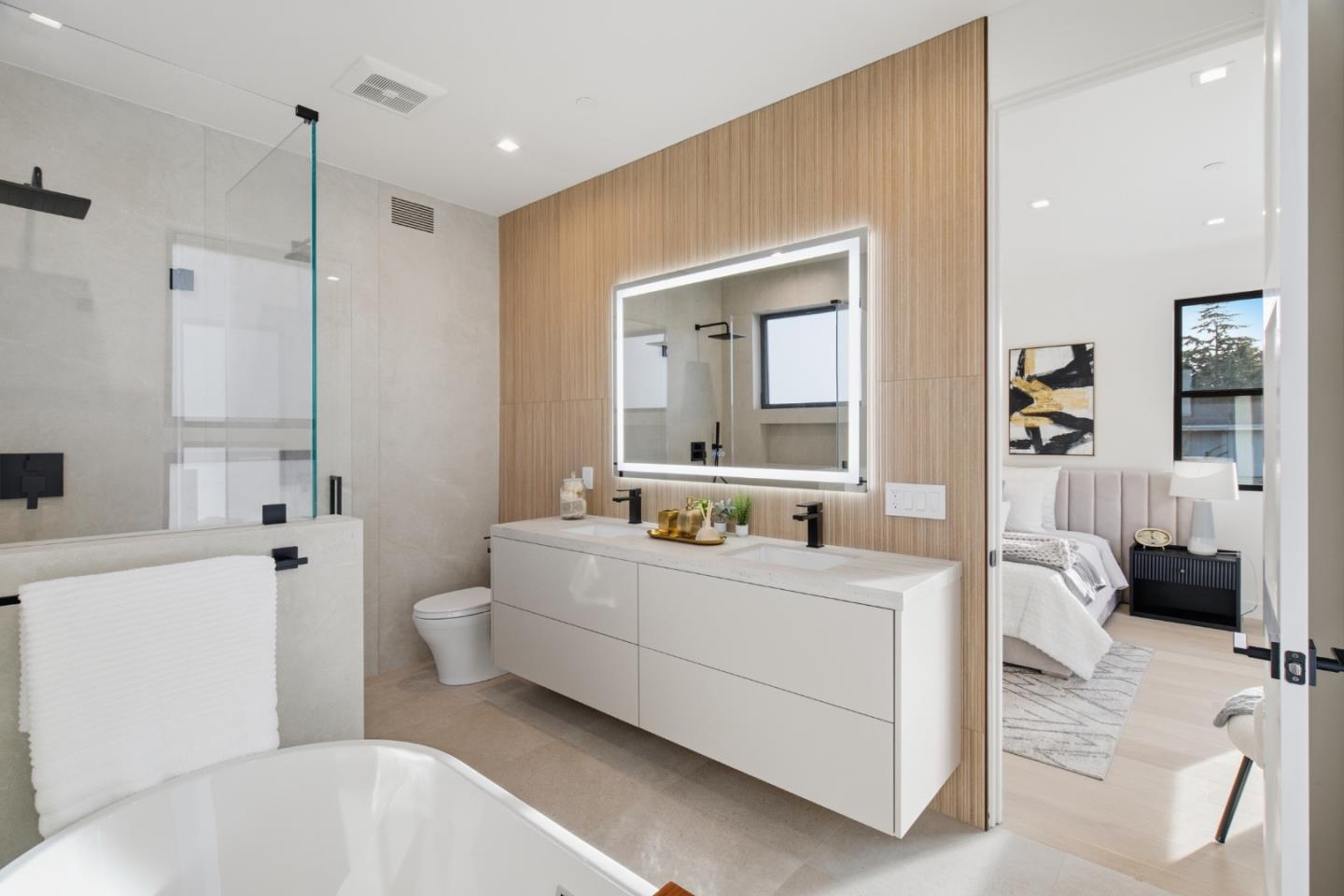 Detail Gallery Image 34 of 69 For 700 Farley St, Mountain View,  CA 94043 - 6 Beds | 6/1 Baths