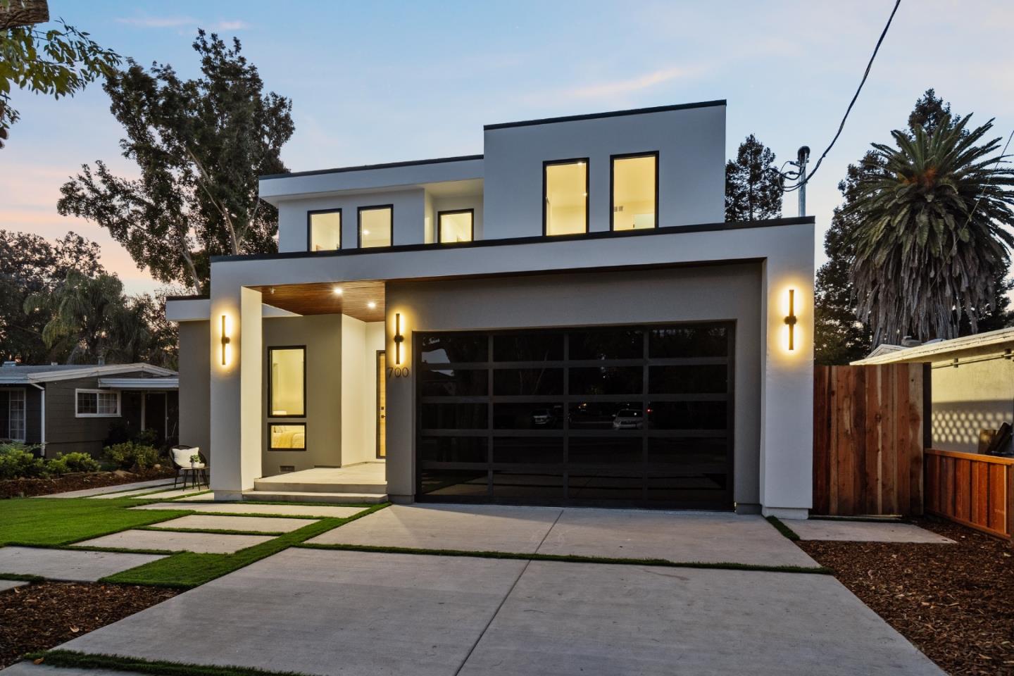 Detail Gallery Image 59 of 69 For 700 Farley St, Mountain View,  CA 94043 - 6 Beds | 6/1 Baths