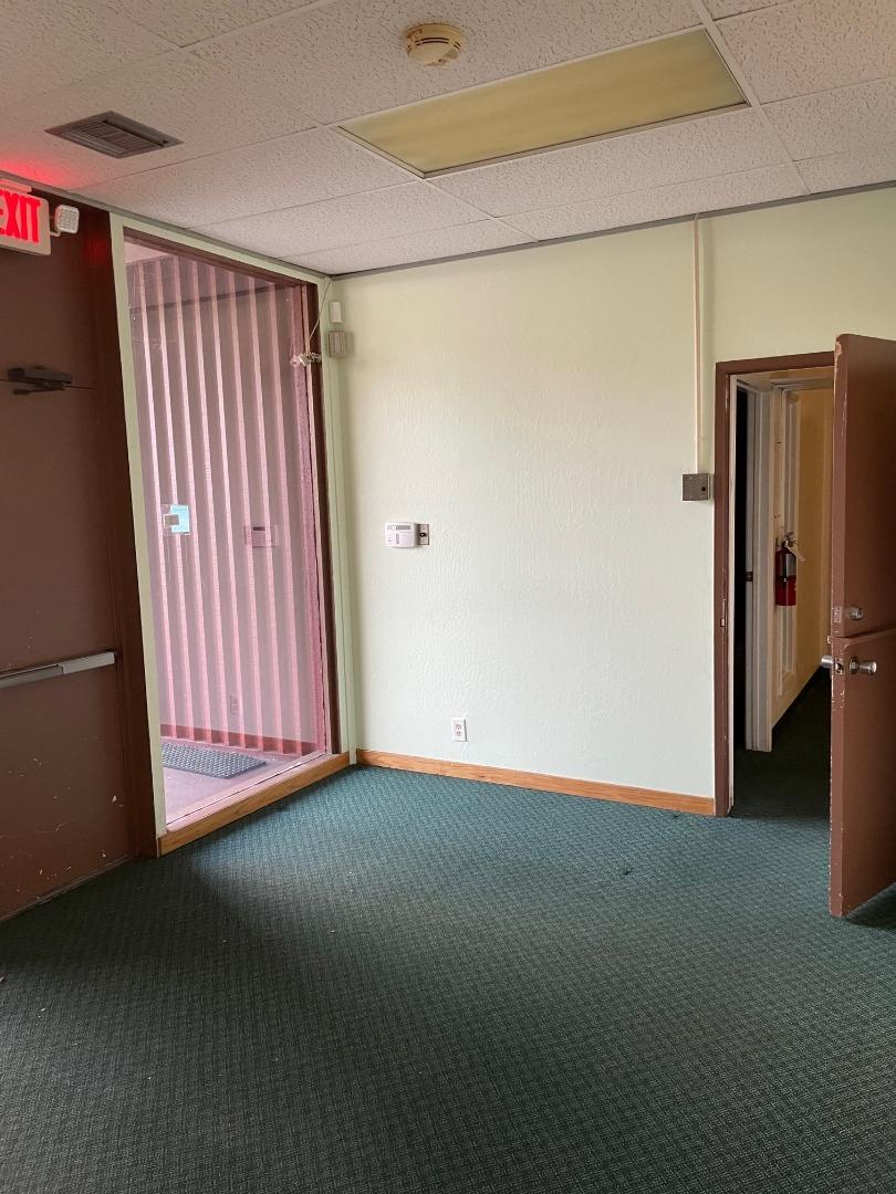 Detail Gallery Image 16 of 83 For 5909 Camden St, Oakland,  CA 94605 - – Beds | – Baths