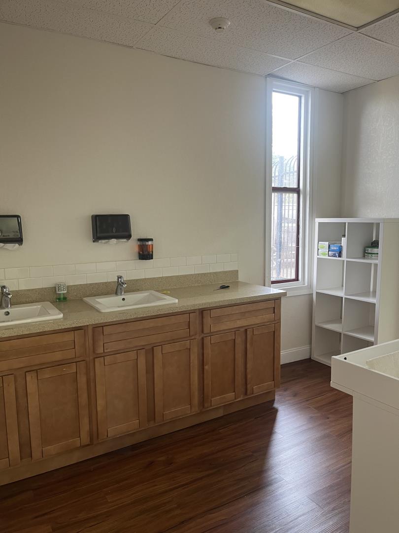 Detail Gallery Image 62 of 83 For 5909 Camden St, Oakland,  CA 94605 - – Beds | – Baths