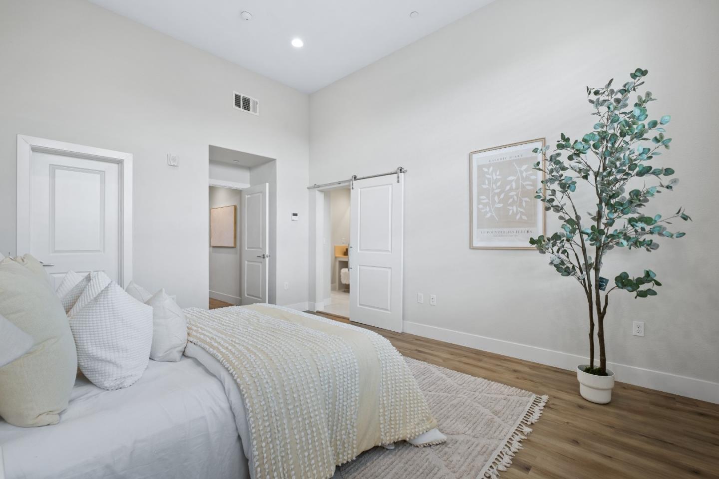 Photo #23: ML82028578 Listing: Photo #23