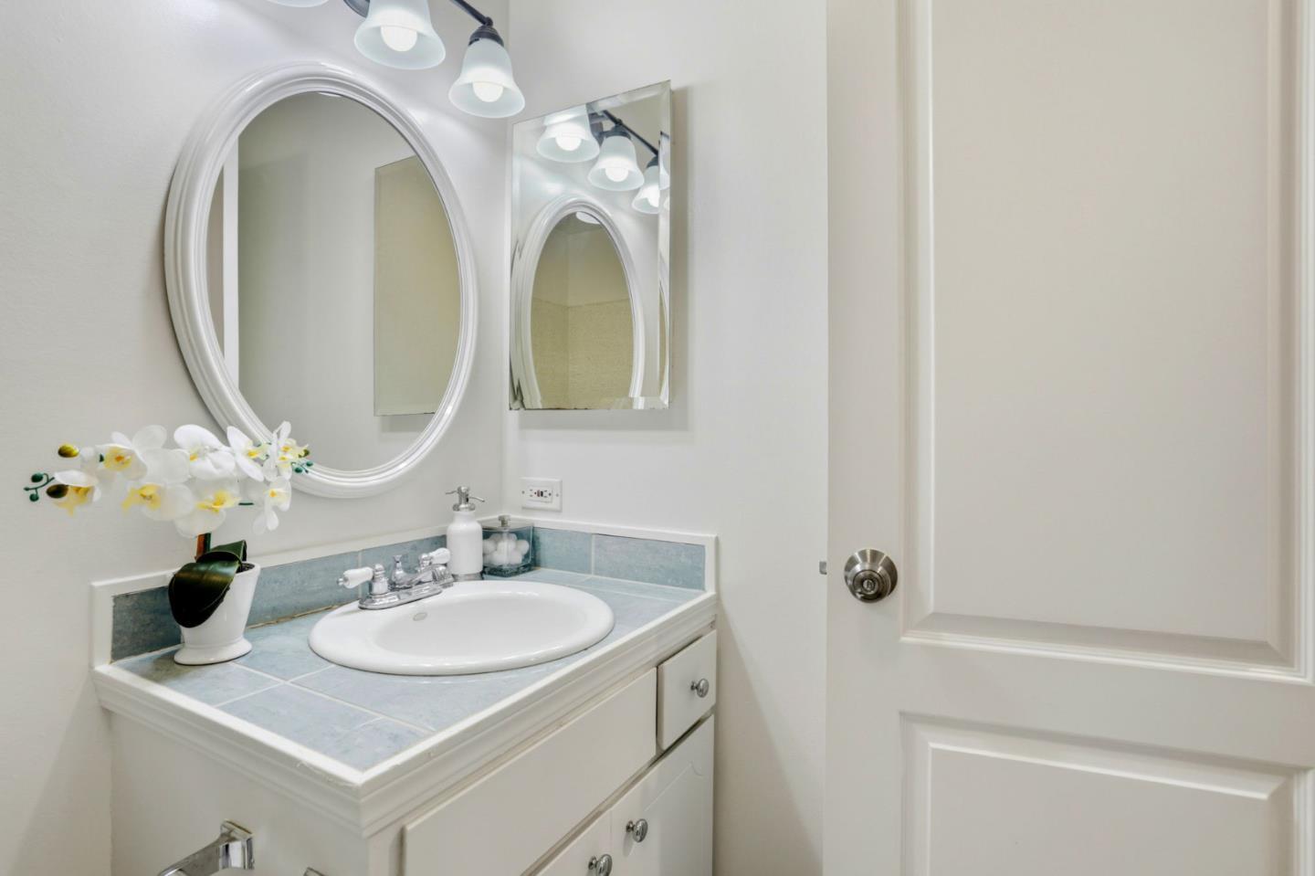 Detail Gallery Image 24 of 36 For 14351 Saratoga Ave a,  Saratoga,  CA 95070 - 2 Beds | 2 Baths