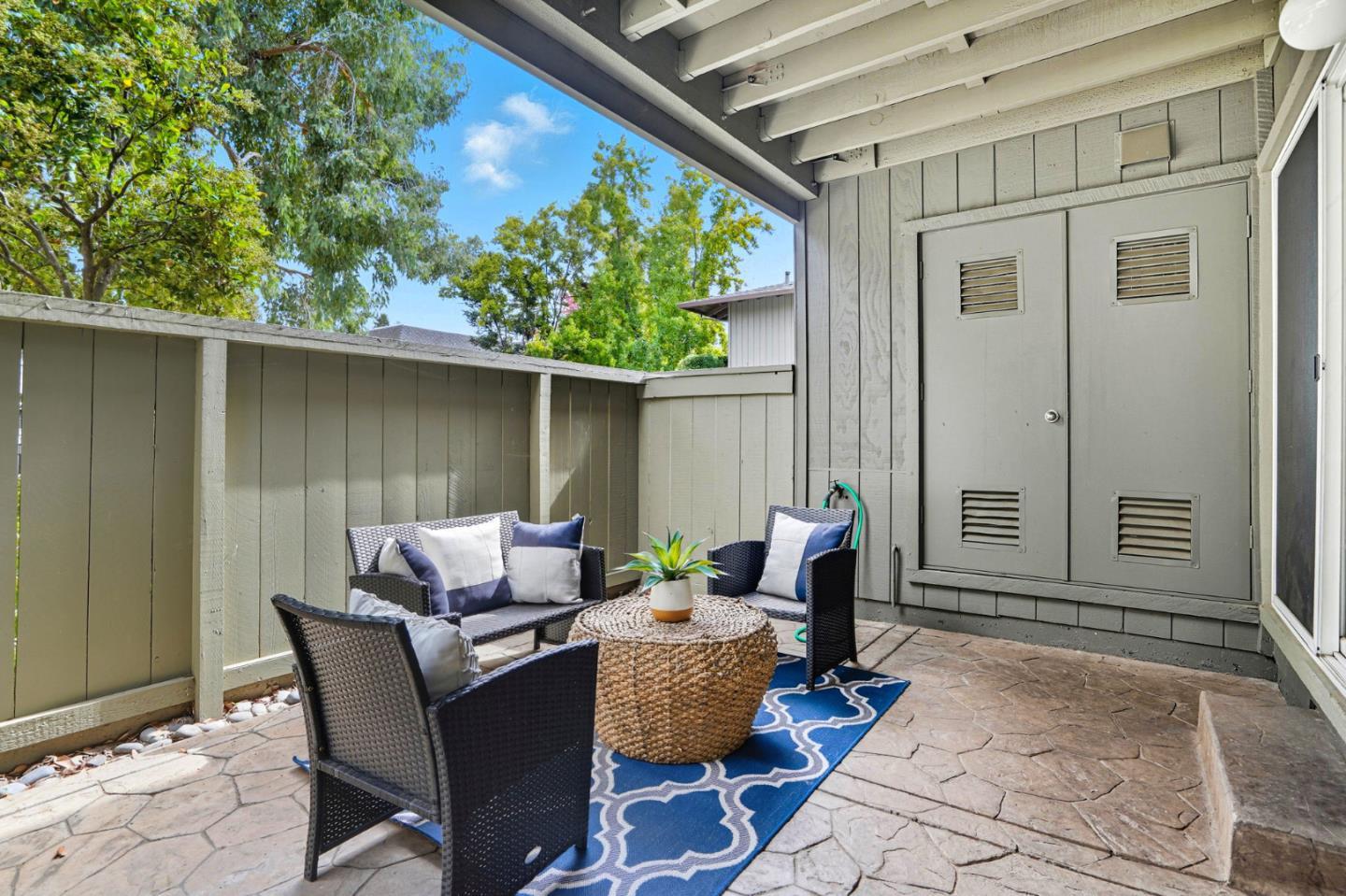 Detail Gallery Image 29 of 36 For 14351 Saratoga Ave a,  Saratoga,  CA 95070 - 2 Beds | 2 Baths