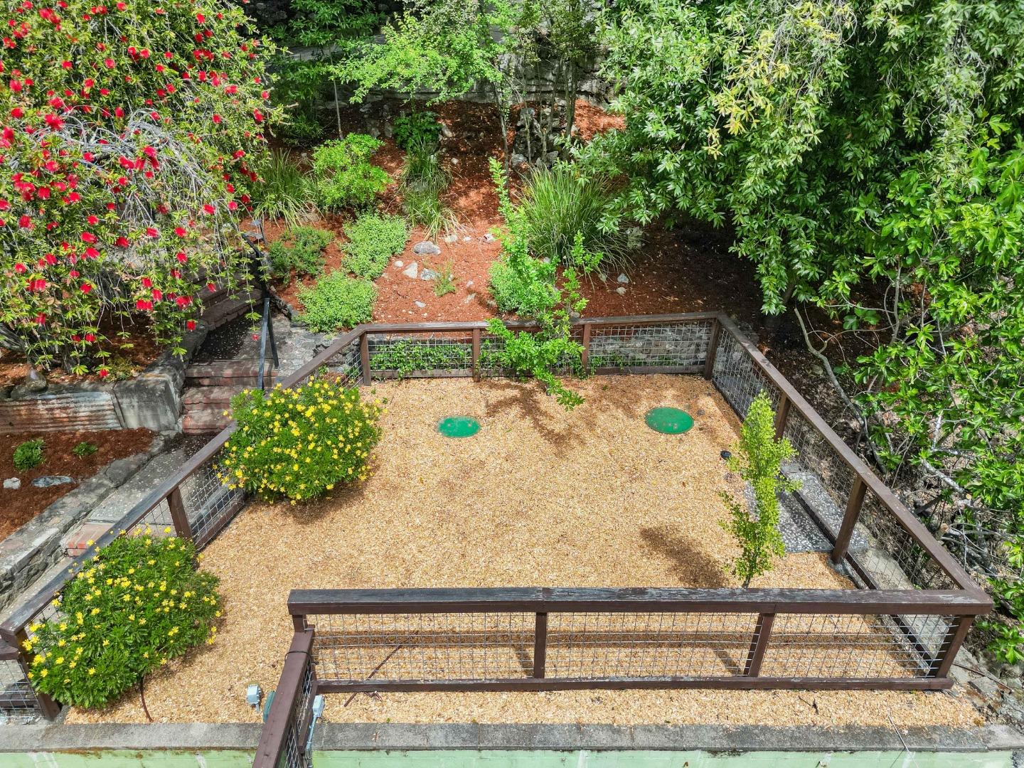 Detail Gallery Image 38 of 41 For 19060 Laurel Dr, Los Gatos,  CA 95033 - 2 Beds | 2/1 Baths