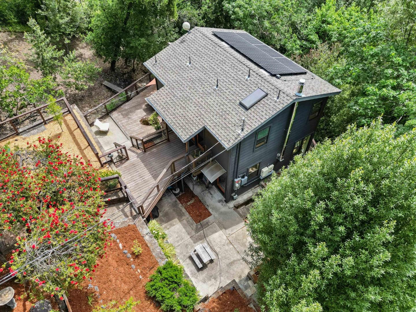 Detail Gallery Image 42 of 45 For 19060 Laurel Dr, Los Gatos,  CA 95033 - 2 Beds | 2/1 Baths